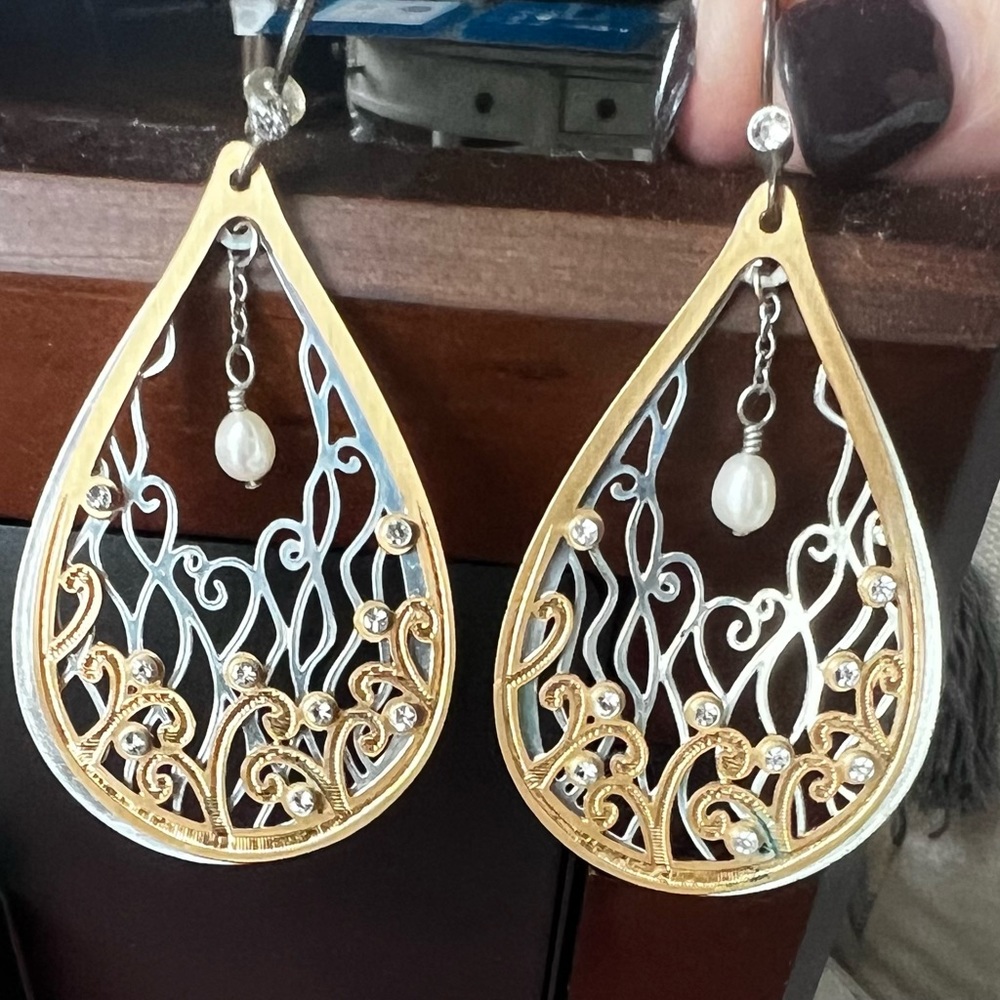 Beautiful Brighton two tone dangle earrings